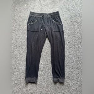 Black and grey lightweight joggers with zipper pockets size XL